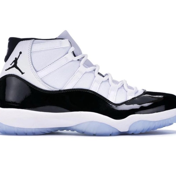 Air Jordan 11 Retro Concord Sneakers - Picture 4 of 4